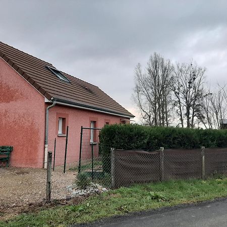Maison A La Campagne A 2Km Du Circuit De Bresse Sagy  Exteriör bild