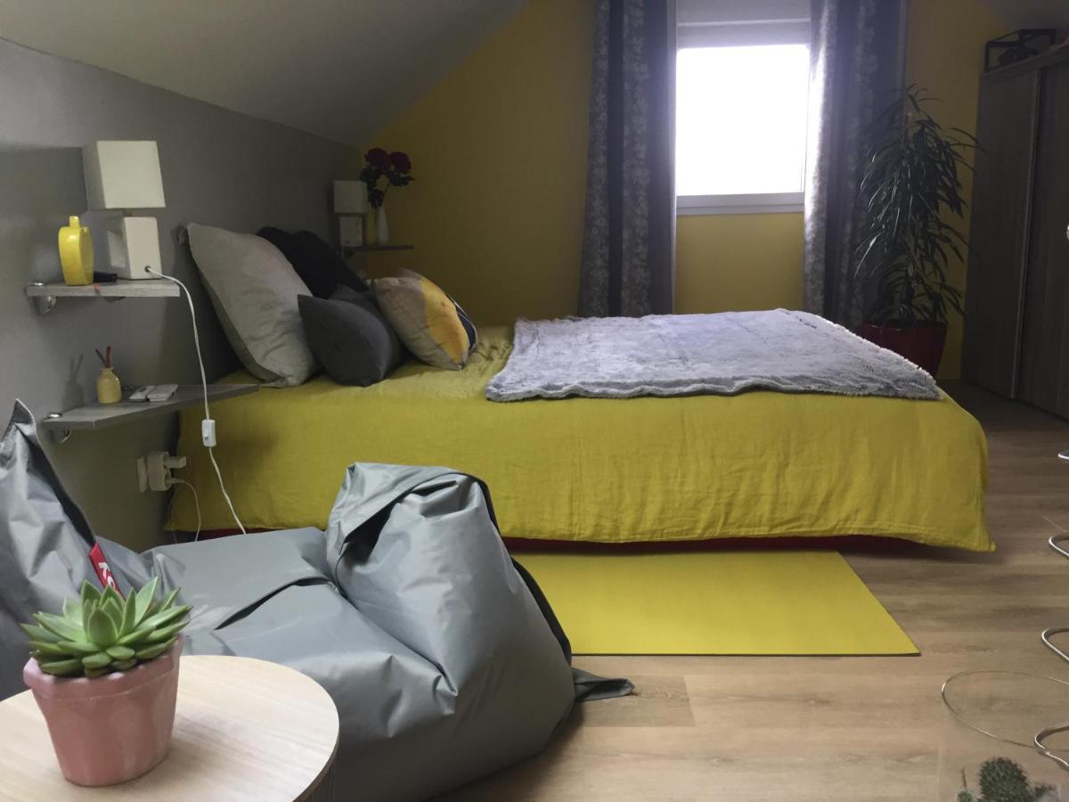 Maison A La Campagne A 2Km Du Circuit De Bresse Sagy  Exteriör bild