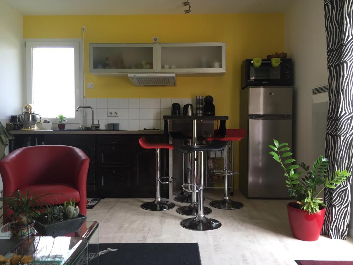 Maison A La Campagne A 2Km Du Circuit De Bresse Sagy  Exteriör bild